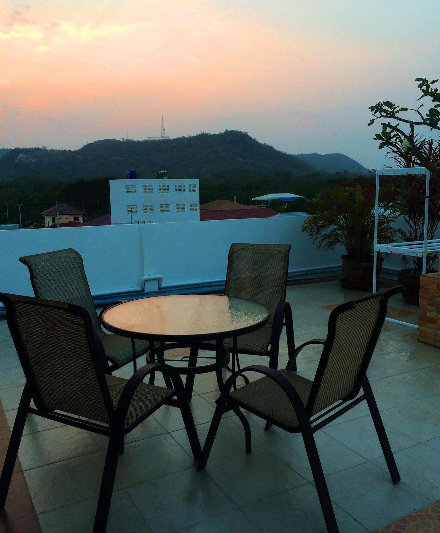 Baan Paan Hua Hin Hotel Exterior foto